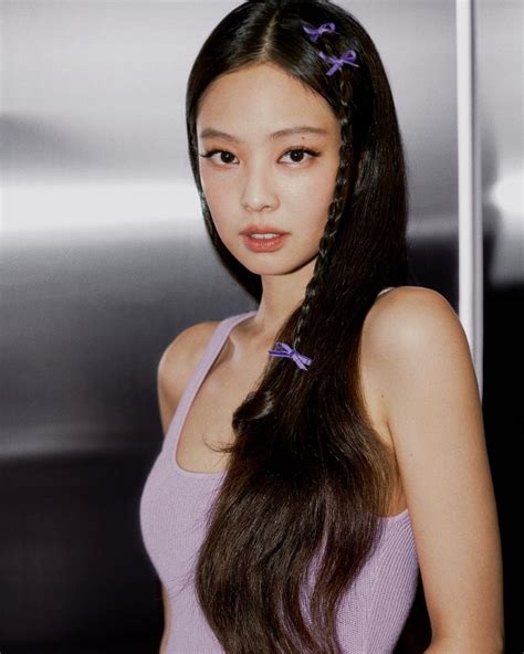 jennie side boob|Jennie BLACKPINK Debut Jadi Model Runway,。